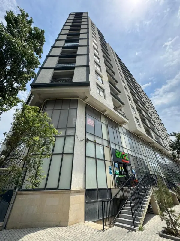 Satılır 3 otaqlı mənzil 155 m²
