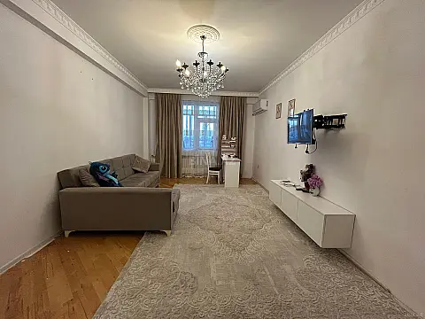 Satılır 3 otaqlı mənzil 135 m² — Xırdalan 3 otaq 135.00 m²