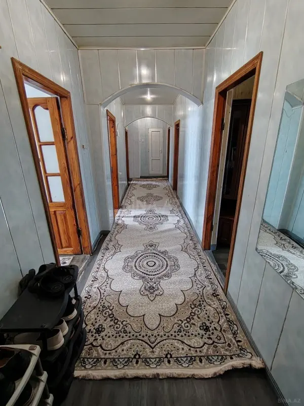Satılır 5 otaqlı mənzil 106 m²