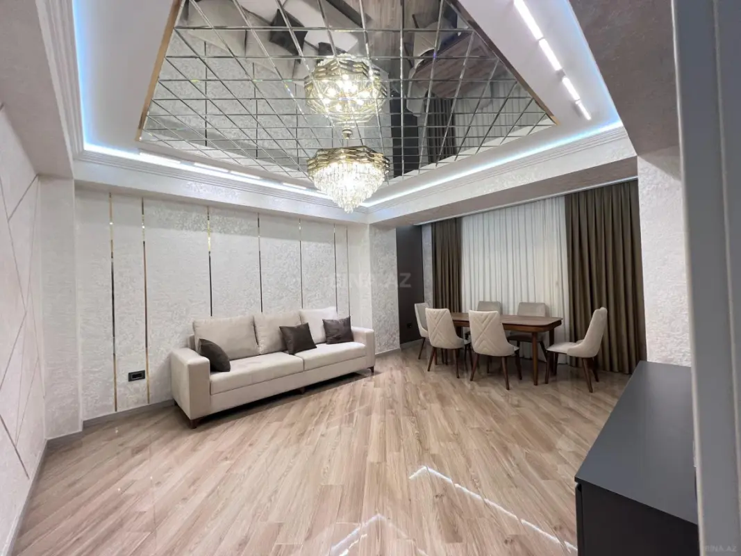 Satılır 3 otaqlı mənzil 115 m²
