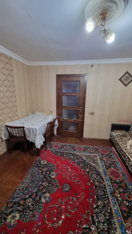 Kirayə verilir 2 otaqlı mənzil 45 m²