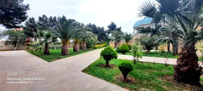 Satılır 10 otaqlı həyət evi 1000 m² — Bakı, Novxanı 10 otaq 1000.00 m²
