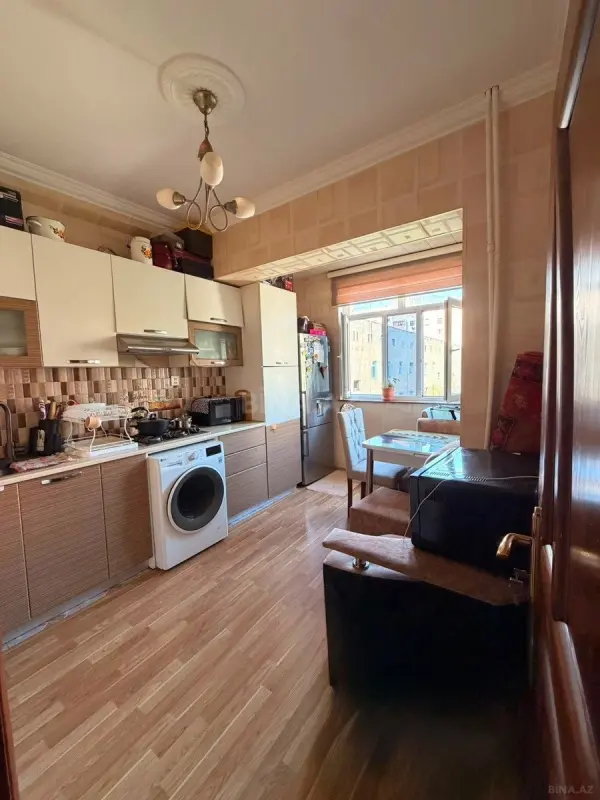 Satılır 2 otaqlı mənzil 70 m²