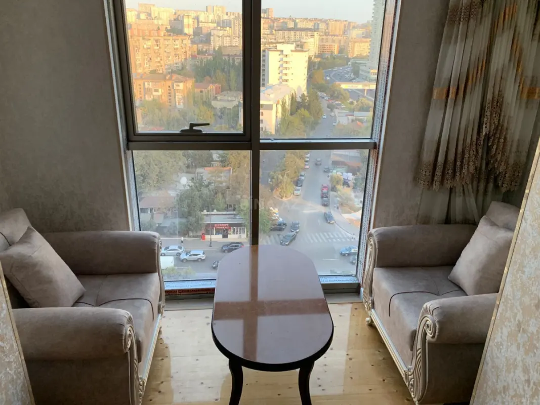 Kirayə verilir 3 otaqlı mənzil 110 m²