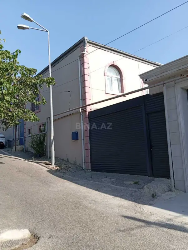 Satılır 4 otaqlı həyət evi 150 m²