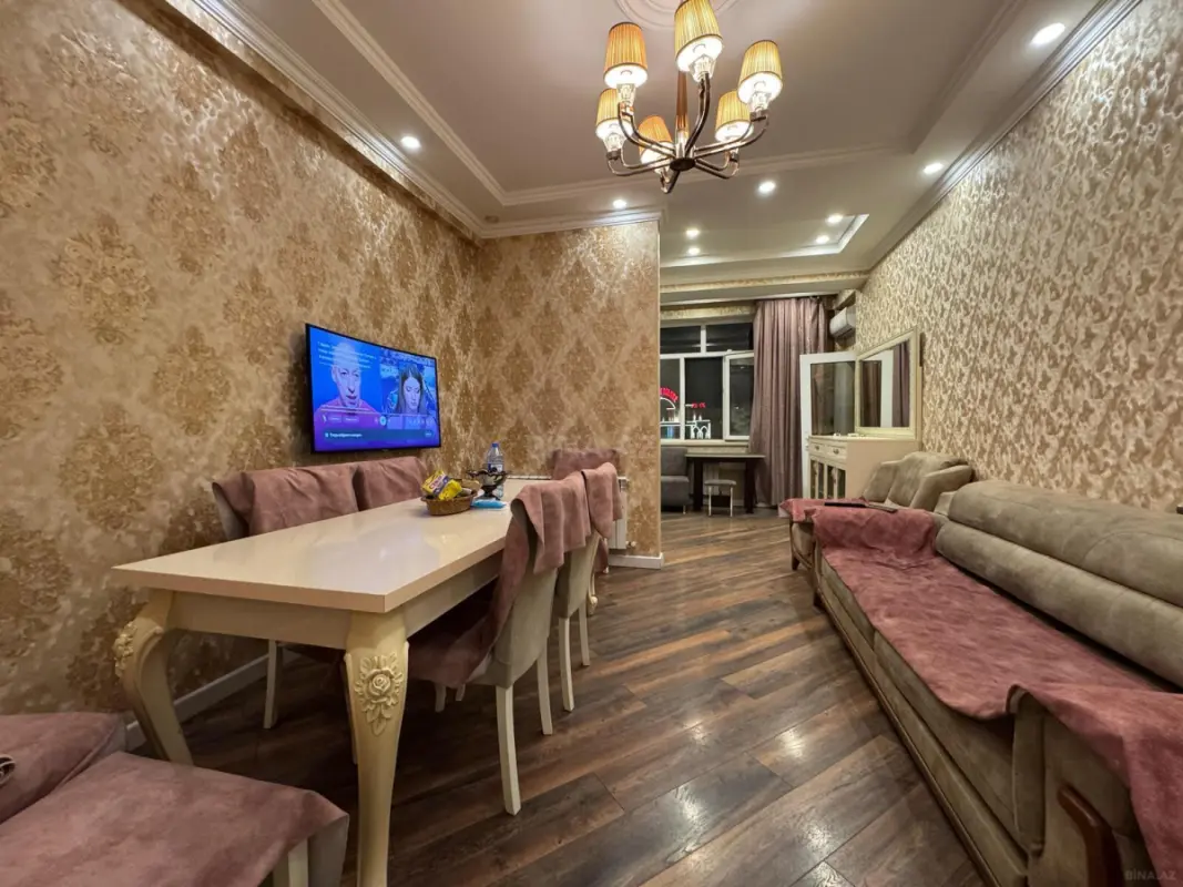 Satılır 3 otaqlı mənzil 104 m²