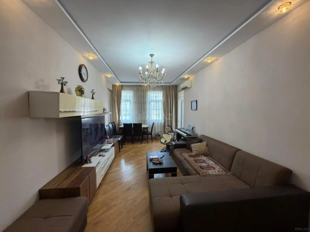 Satılır 2 otaqlı mənzil 90 m²
