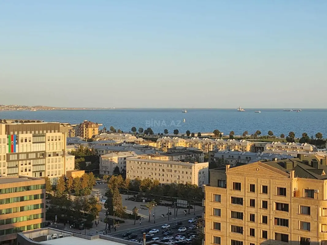 Satılır 2 otaqlı mənzil 88 m²