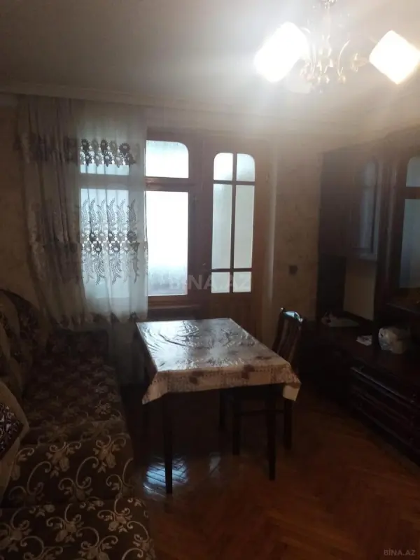 Kirayə verilir 2 otaqlı mənzil 45 m²