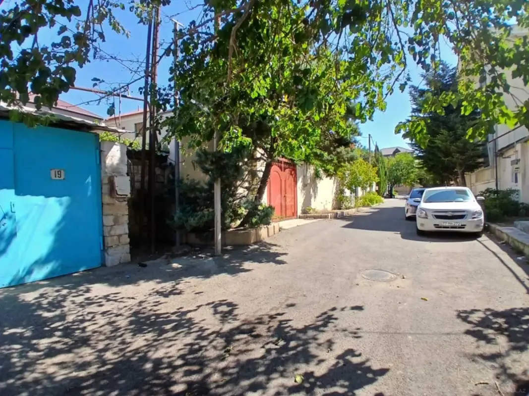 Satılır 6 otaqlı həyət evi 65 m²