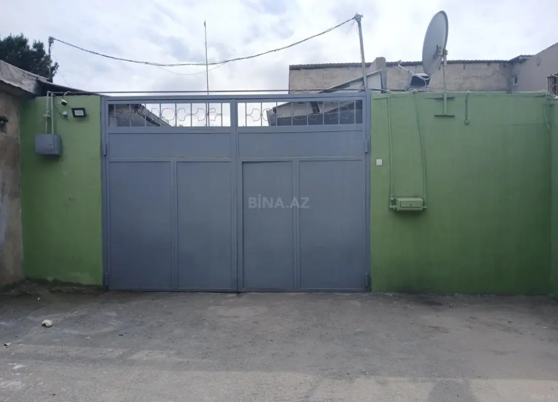 Satılır obyekt 300 m²