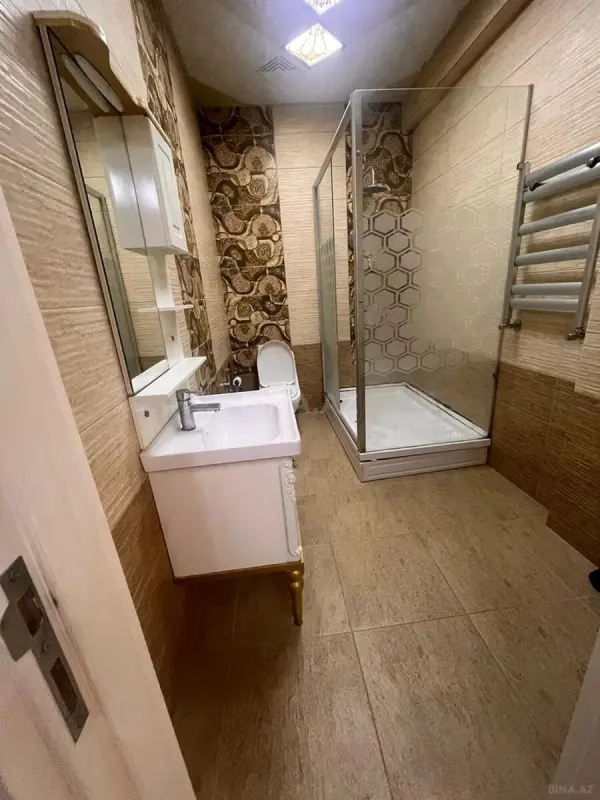 Kirayə verilir 3 otaqlı mənzil 120 m²