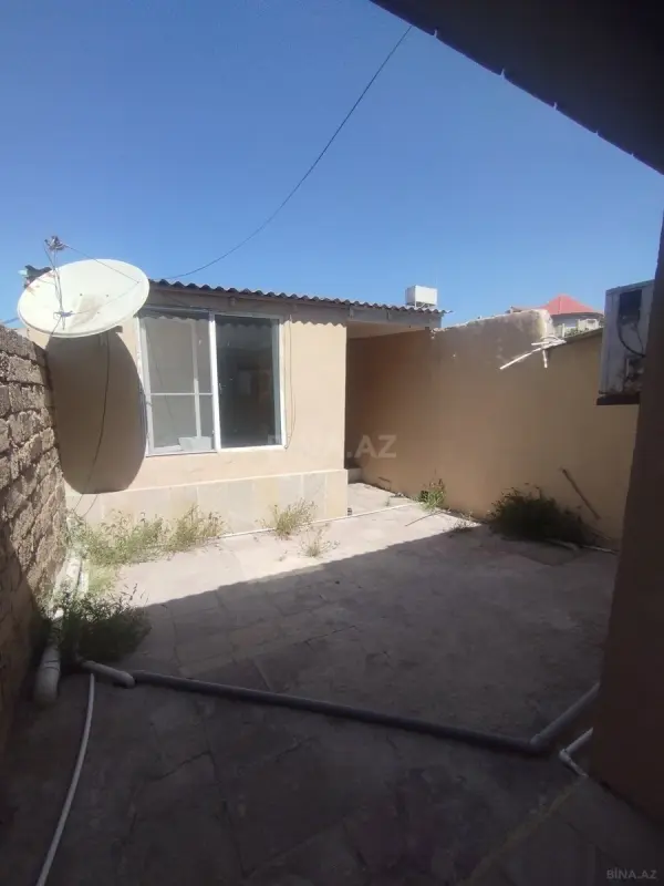 Kirayə verilir 2 otaqlı həyət evi 70 m²