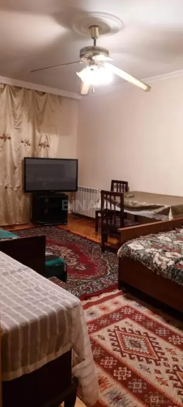 Satılır 1 otaqlı mənzil 35 m²