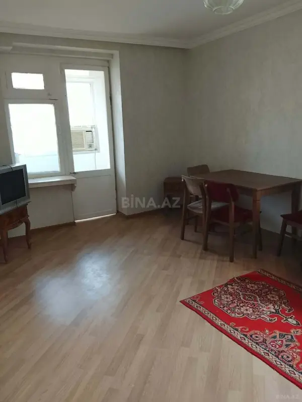 Satılır 1 otaqlı mənzil 40 m²