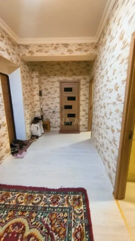 Satılır 2 otaqlı mənzil 90 m²
