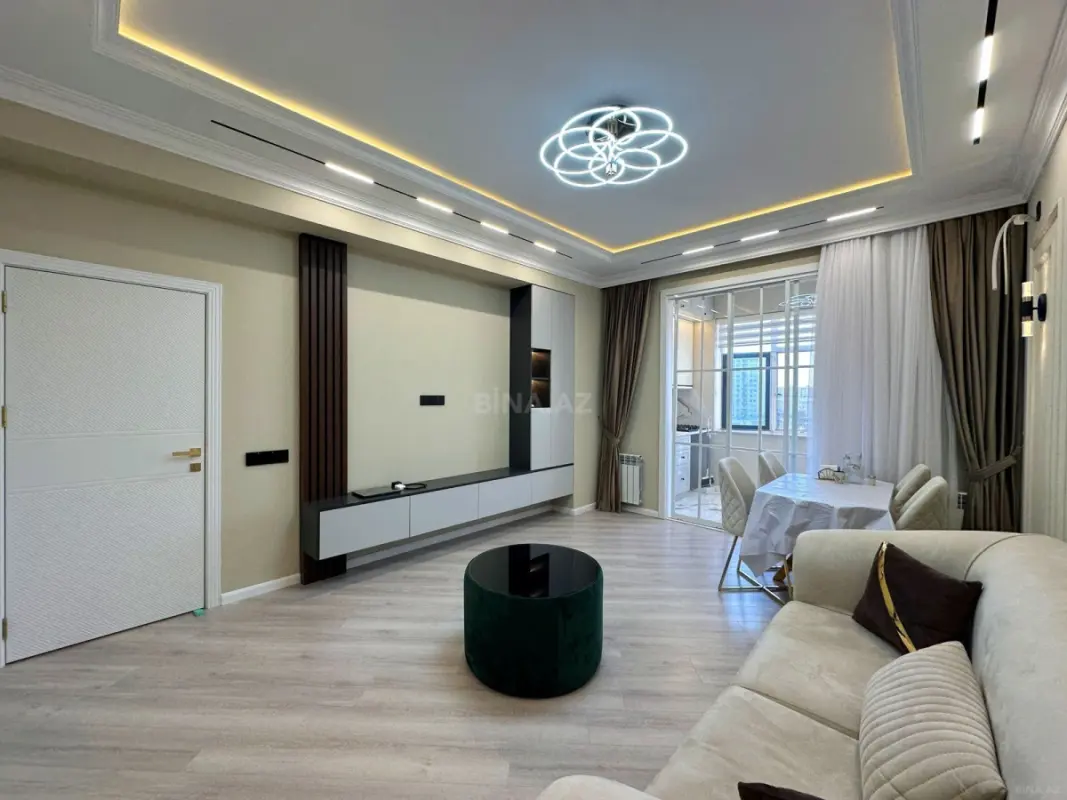 Satılır 3 otaqlı mənzil 81 m²
