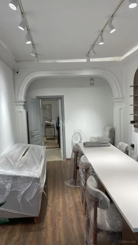 Satılır obyekt 35 m²