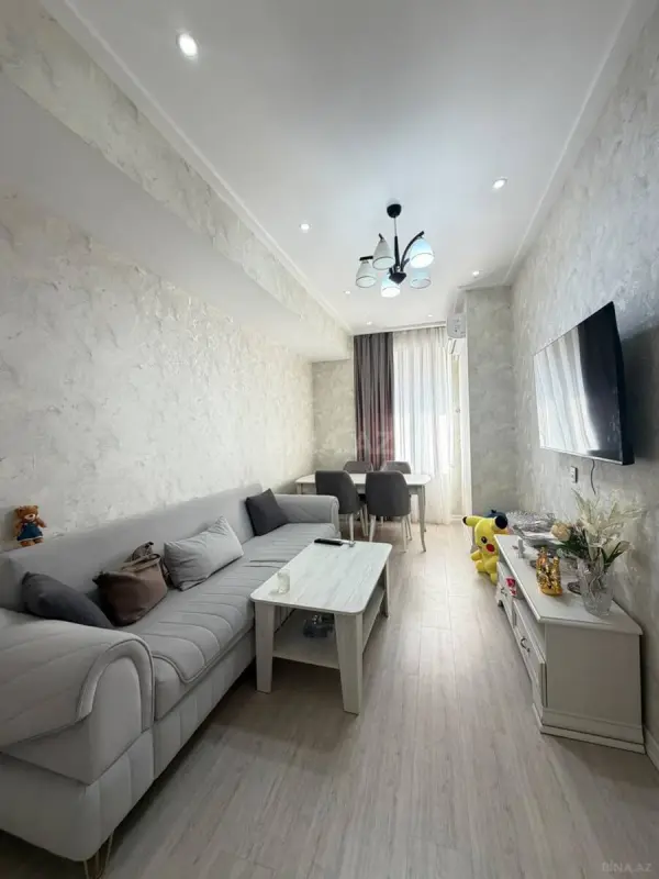 Satılır 3 otaqlı mənzil 74.5 m²