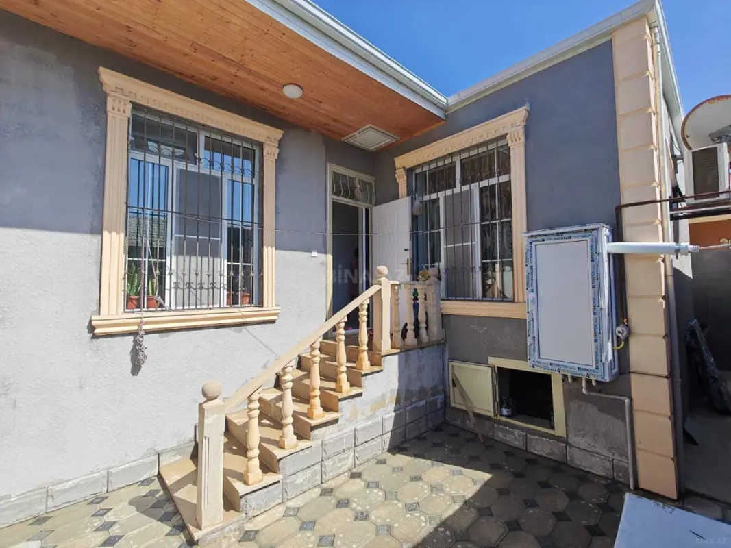 Satılır 2 otaqlı həyət evi 65 m²