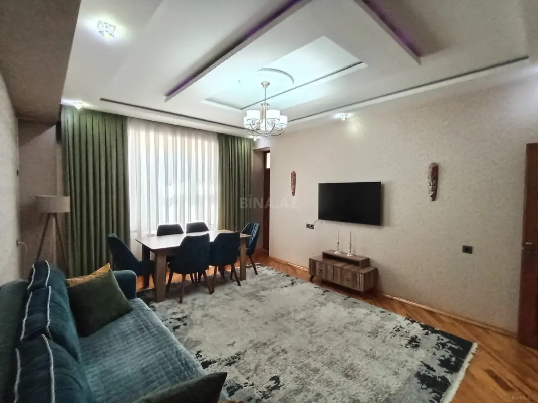 Satılır 2 otaqlı mənzil 81 m²