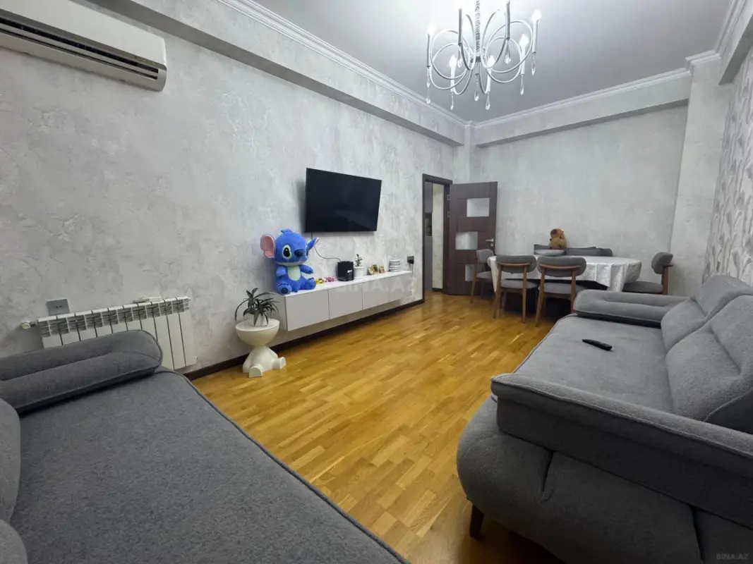 Kirayə verilir 2 otaqlı mənzil 65 m²