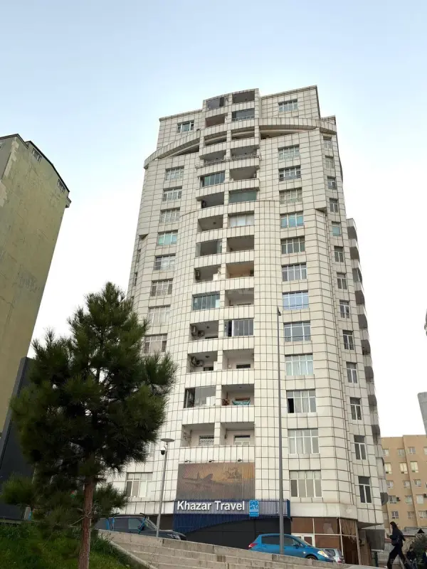 Kirayə verilir 2 otaqlı mənzil 100 m²