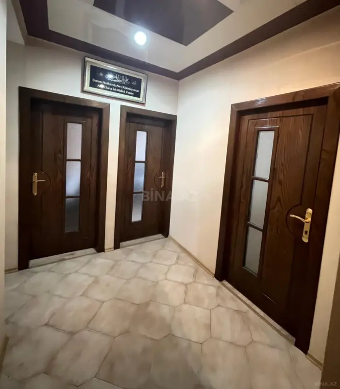 Satılır 4 otaqlı mənzil 100 m²