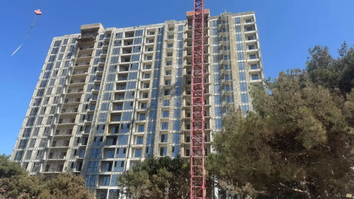 Satılır 3 otaqlı mənzil 105 m²