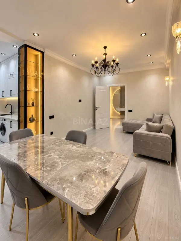 Kirayə verilir 2 otaqlı mənzil 75 m²