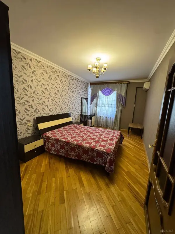 Kirayə verilir 2 otaqlı mənzil 85 m²