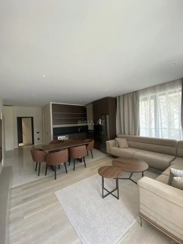 Kirayə verilir 3 otaqlı mənzil 160 m²