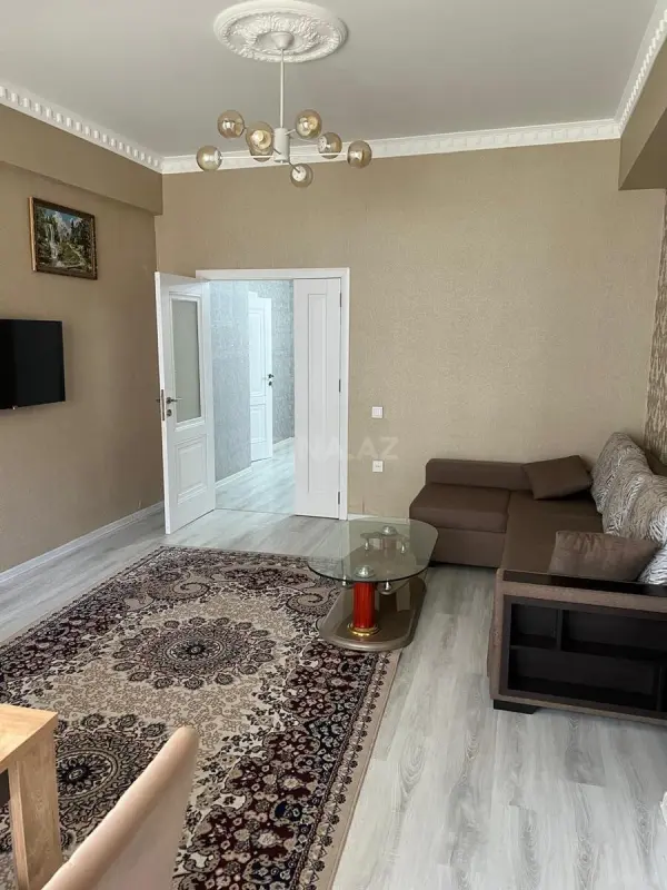 Kirayə verilir 3 otaqlı mənzil 107 m²