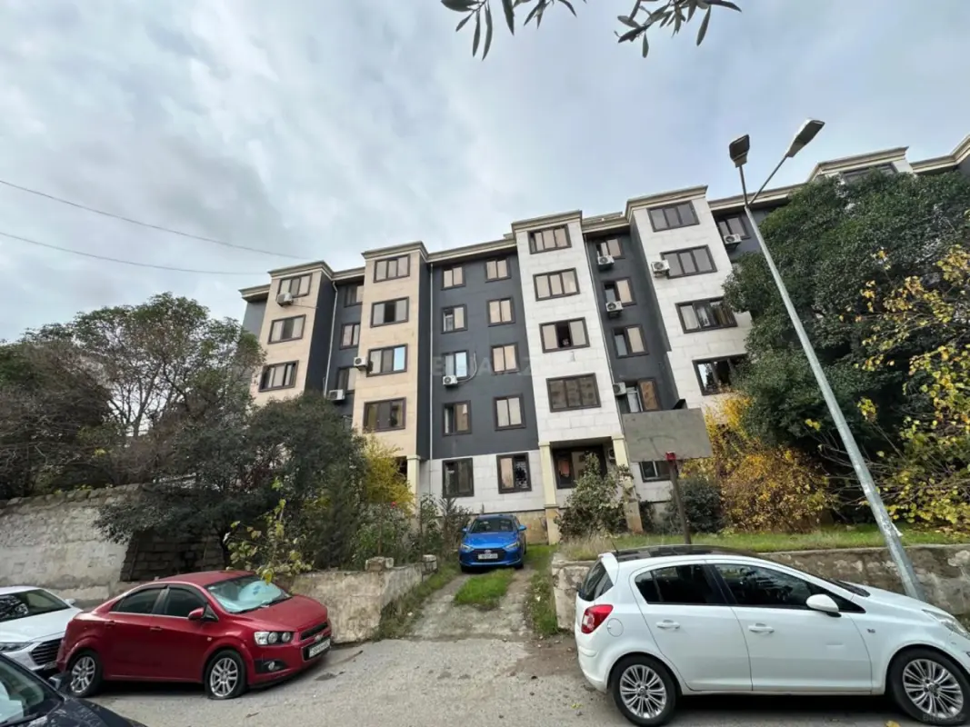 Satılır 2 otaqlı mənzil 48 m²