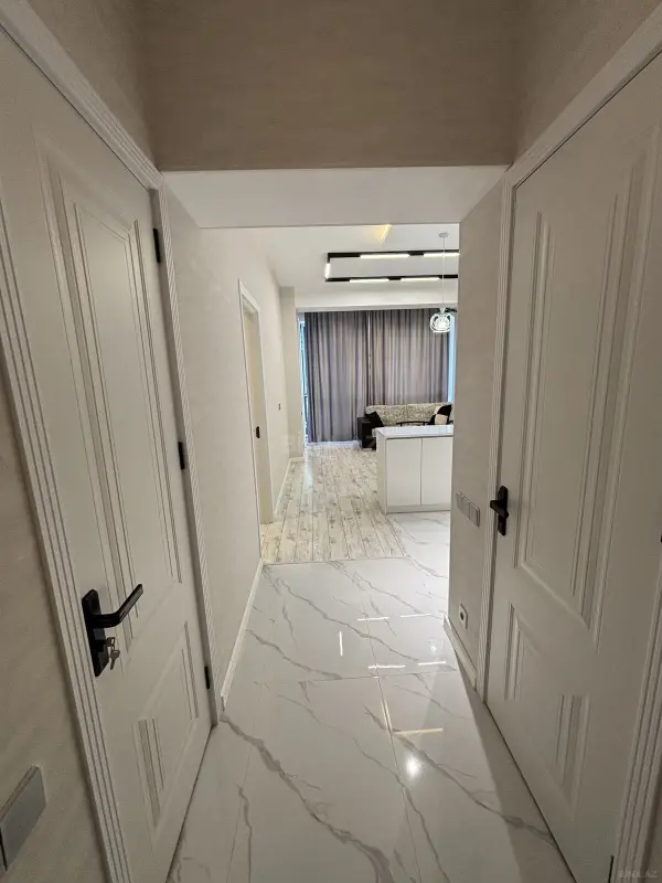 Kirayə verilir 2 otaqlı mənzil 60 m²