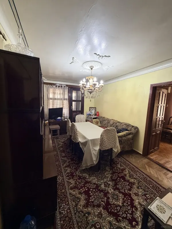 Satılır 3 otaqlı mənzil 42.5 m²