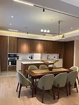 Kirayə verilir 3 otaqlı mənzil 160 m² — Bakı 3 otaq 160.00 m²