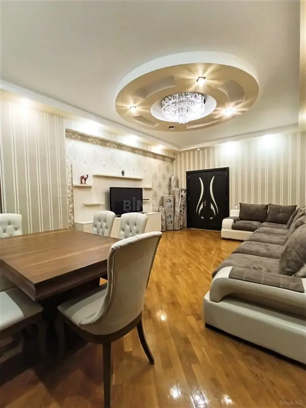 Kirayə verilir 3 otaqlı mənzil 115 m²