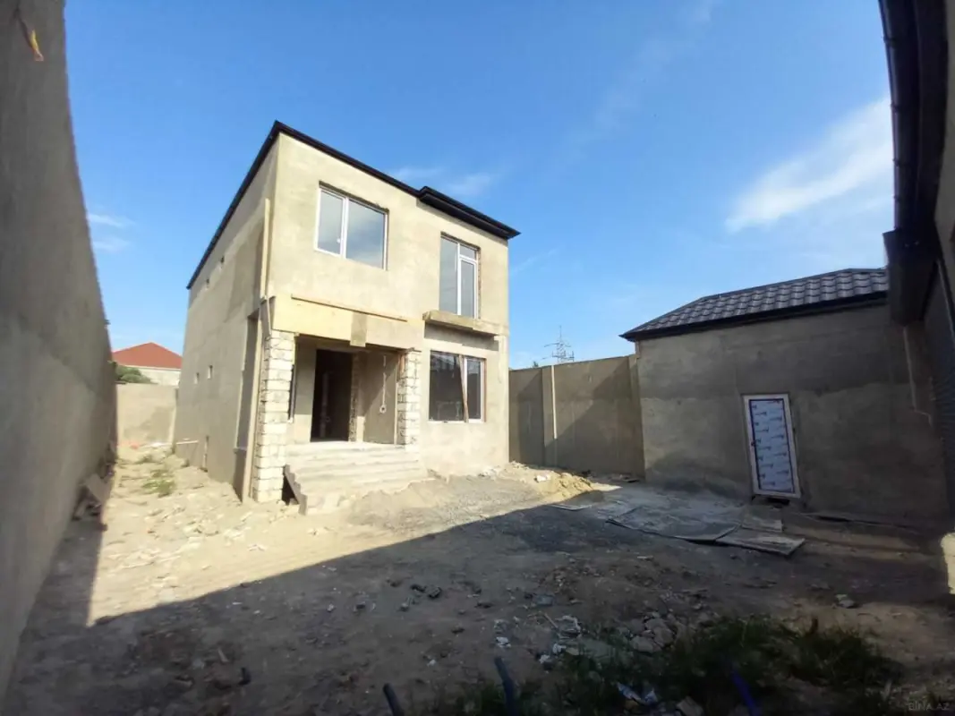 Satılır 5 otaqlı həyət evi 151 m²