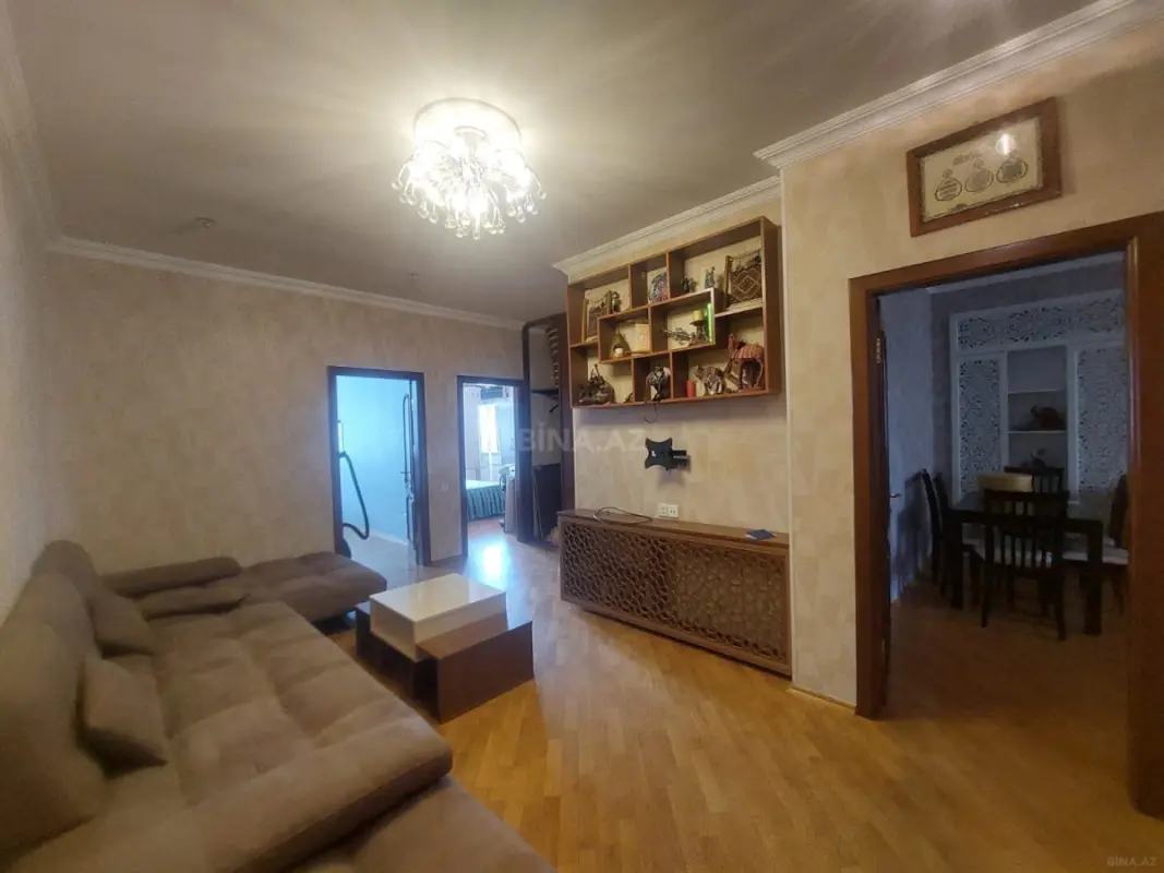Kirayə verilir 3 otaqlı mənzil 117 m²
