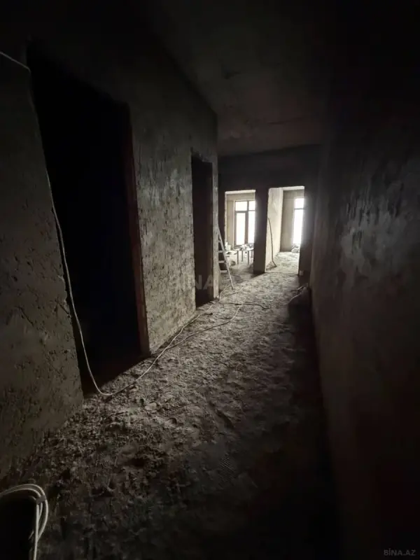 Satılır 3 otaqlı mənzil 150 m²