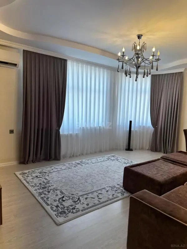 Satılır 2 otaqlı mənzil 63 m²
