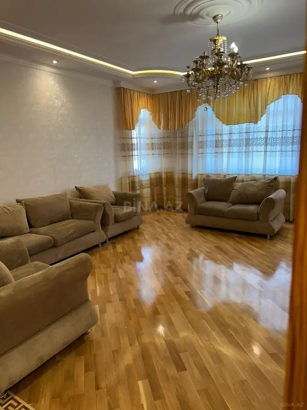 Kirayə verilir 3 otaqlı mənzil 140 m²