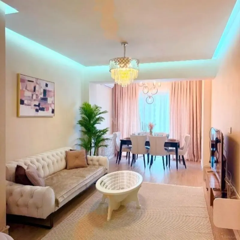 Satılır 2 otaqlı mənzil 72 m²