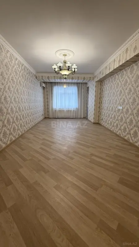 Satılır 3 otaqlı mənzil 146 m²
