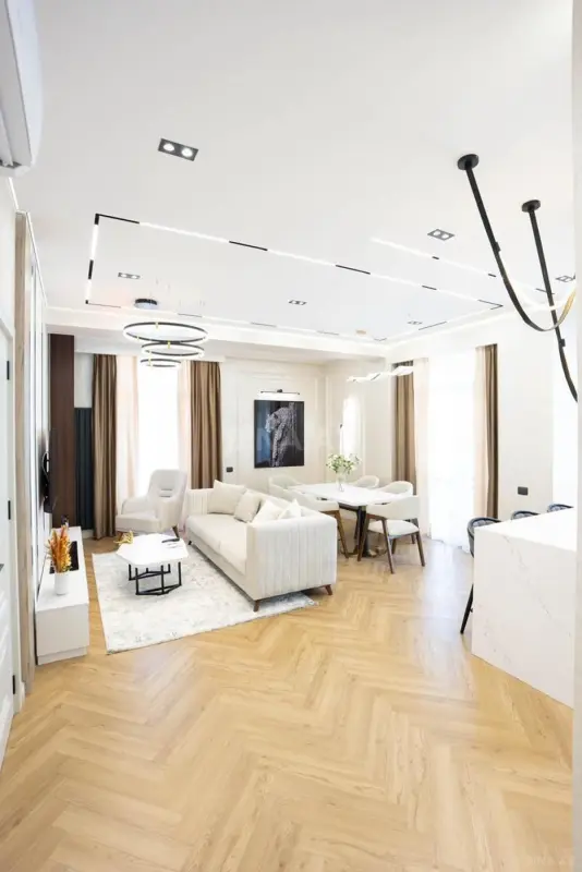 Satılır 3 otaqlı mənzil 109 m²