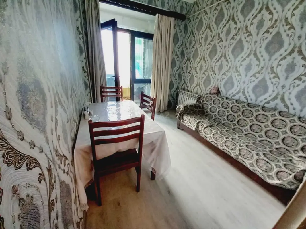 Kirayə verilir 2 otaqlı mənzil 70 m²