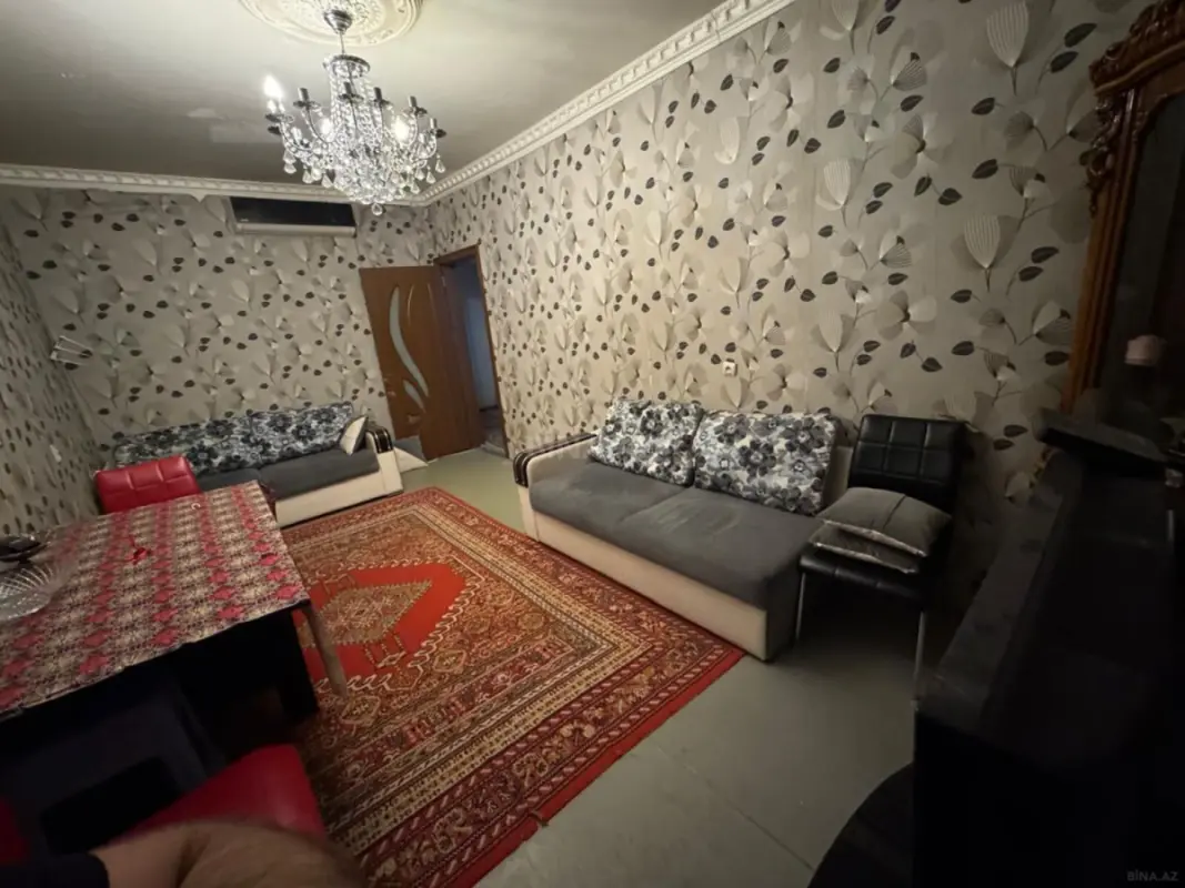 Kirayə verilir 2 otaqlı mənzil 80 m²