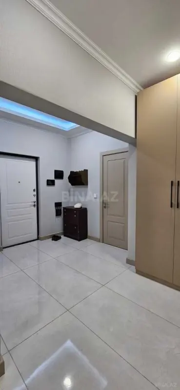 Kirayə verilir 2 otaqlı mənzil 58 m²