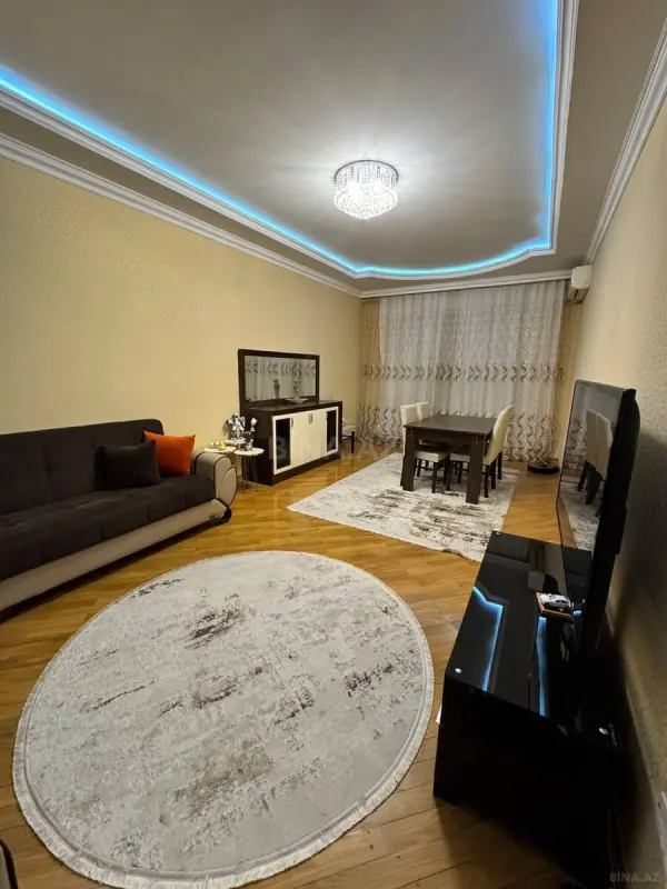 Satılır 2 otaqlı mənzil 100 m²